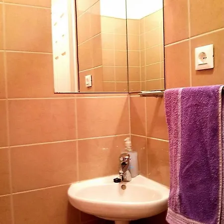 Maria - Comfortable Каштела